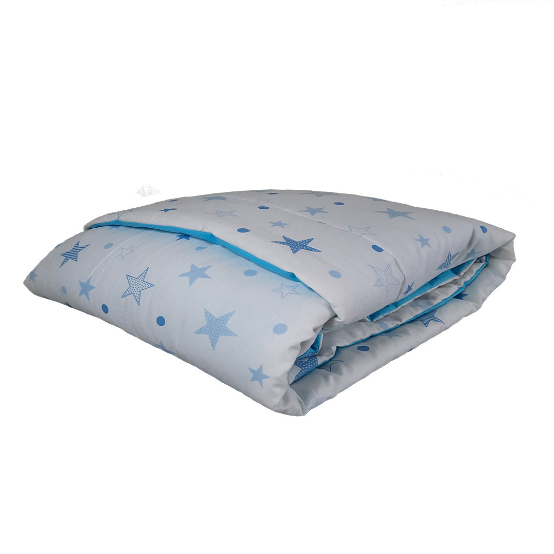 Cobertor Acolchado Reversible Blanco estrellas azules/Calipso littledreams.cl