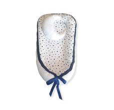 Nido Colecho Blanco/Estrellas azul Marino (Reversible)