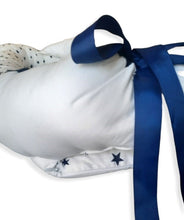 Nido Colecho Blanco/Estrellas azul Marino (Reversible)
