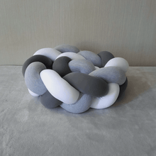 Protector de Cuna Trenzado o Chichonera trenzada Grises littledreams.cl